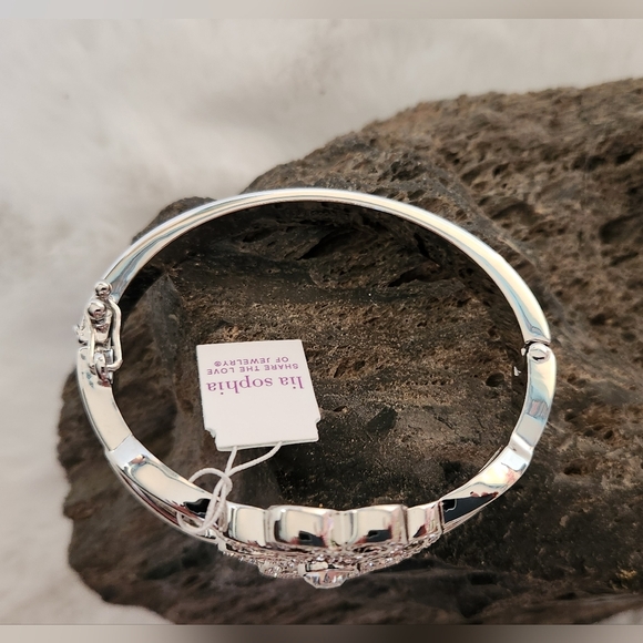 NWT Lia Sophia " Garden Soiree" Silver Cut Crystal Bracelet - Picture 5 of 5